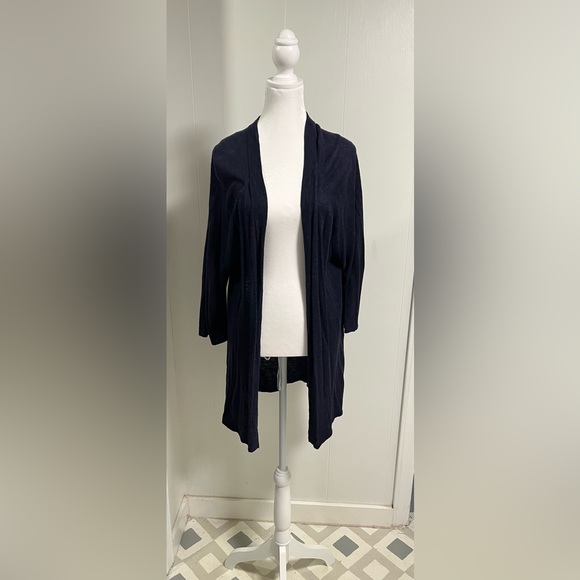 GAP navy semi sheer mid length cardigan smoke free home. Good condition - Picture 1 of 4